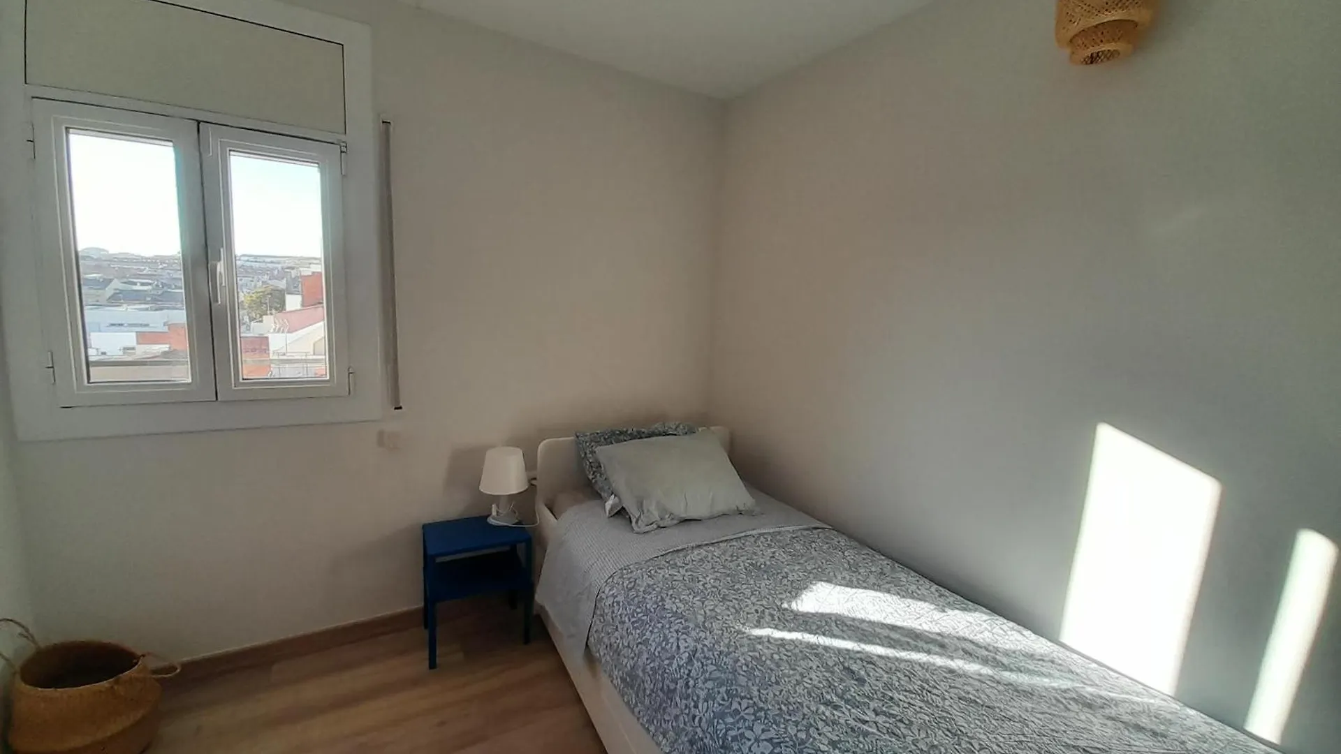 Atico Hygge & Art Space Terrassa Apartment